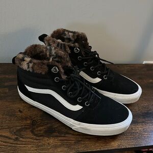 Mid Rise Black Vans Cheetah